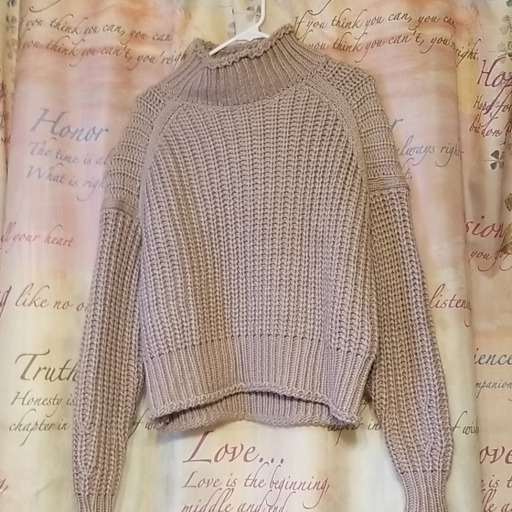 Sweaters - Picture 3 of 4